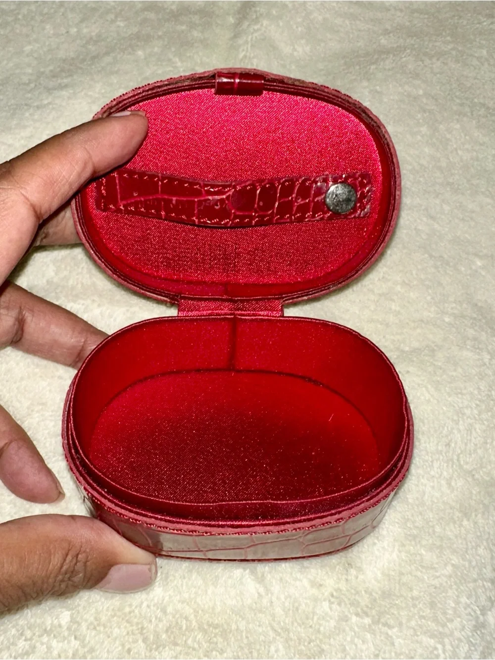 Vintage Y2K Red Croc Travel Jewelry Box Rhinestone Initial K Oval Mini Case